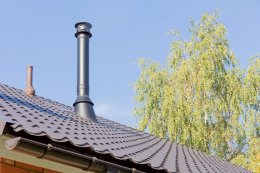 Современный дымоход и вентиляция на крыше
